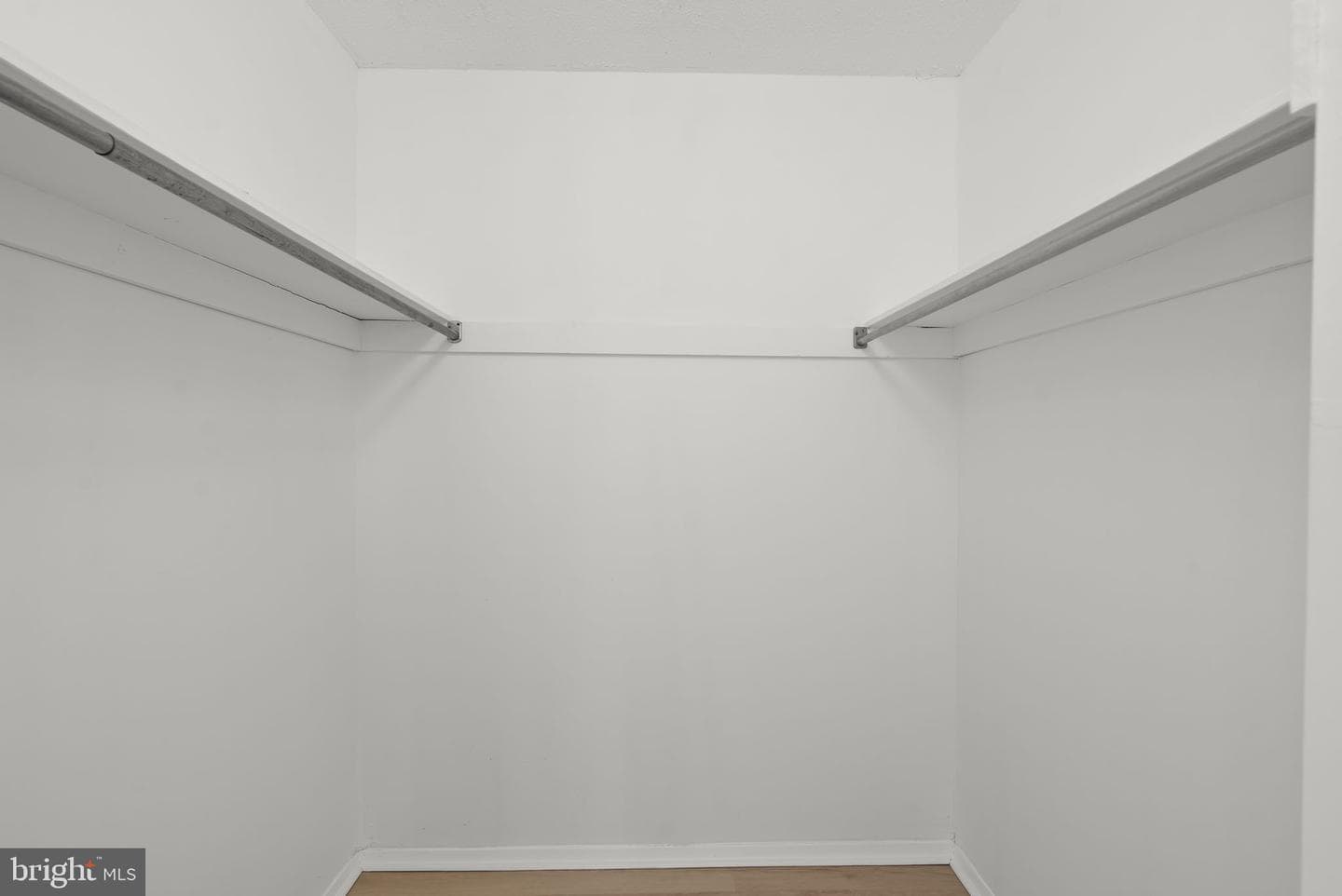 6100 Westchester Park Drive #1117 photo 24