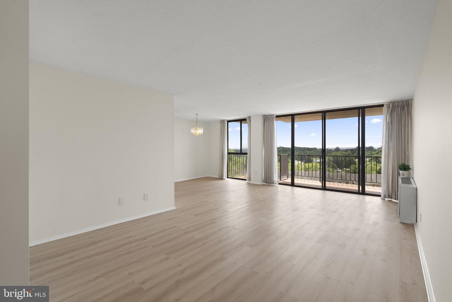 6100 Westchester Park Drive #1117 photo 5