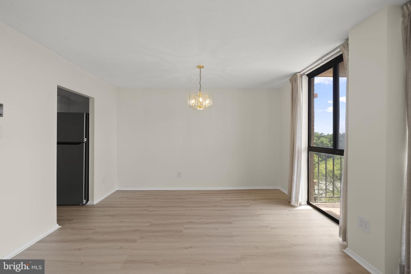 6100 Westchester Park Drive #1117 photo 9