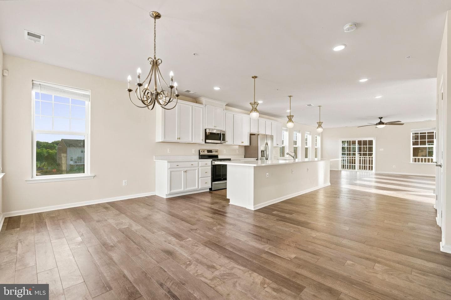 9602 Tealbriar Drive photo 13