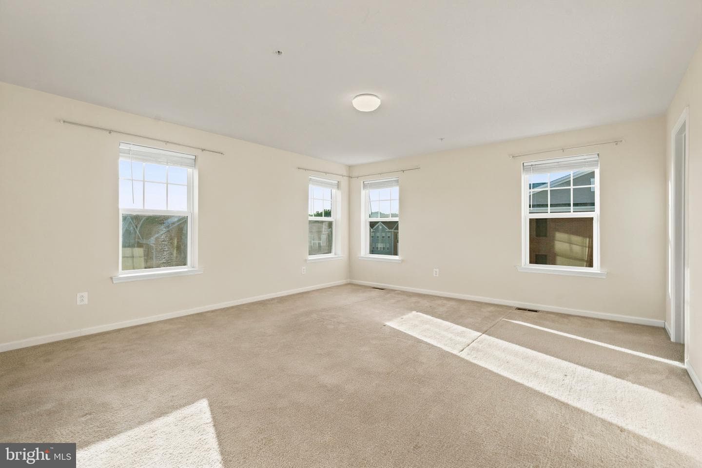 9602 Tealbriar Drive photo 23