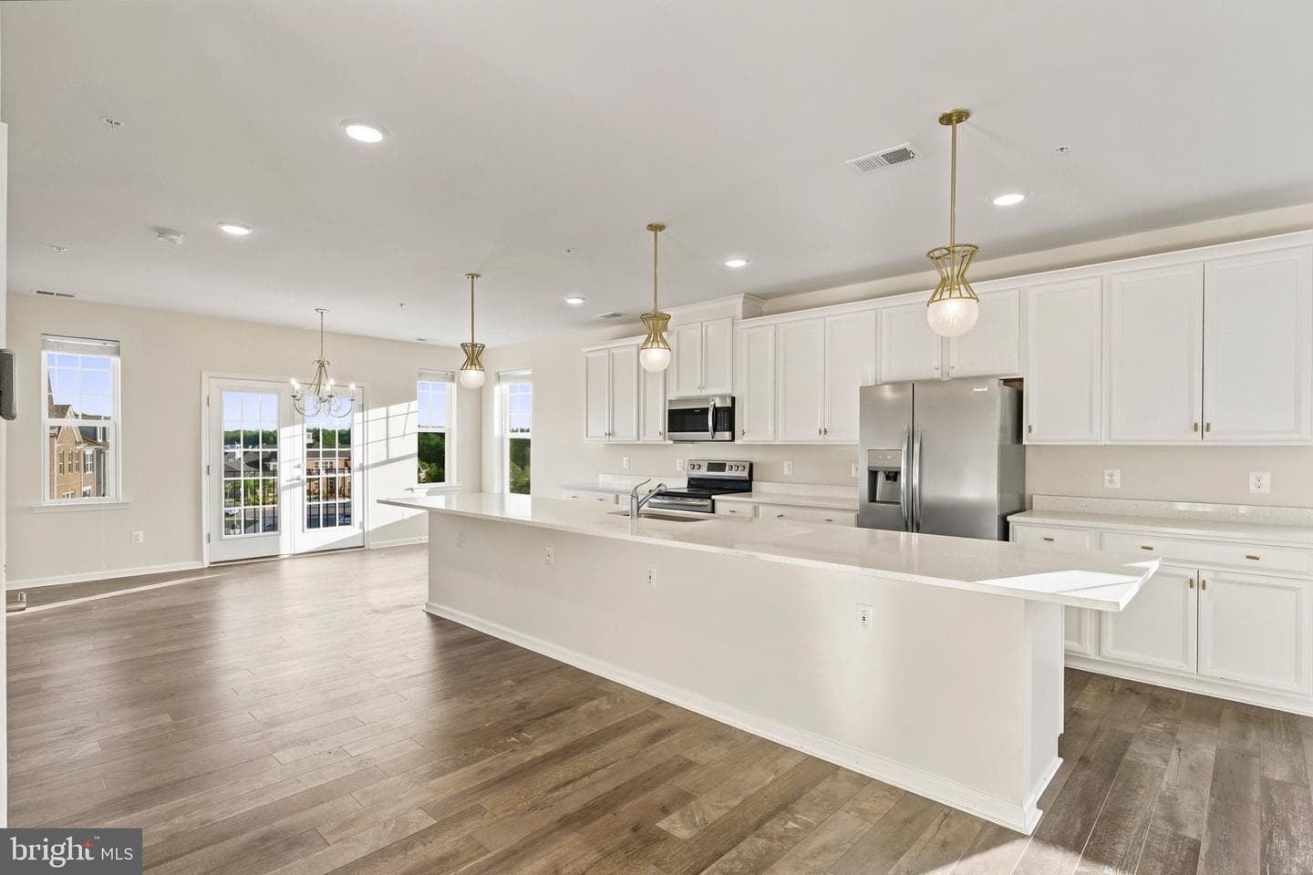 9602 Tealbriar Drive photo 3