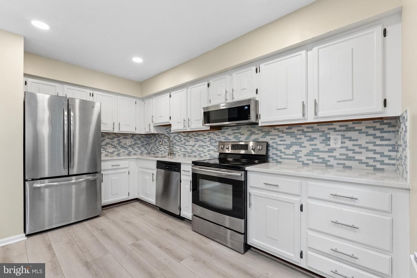 7649 S Arbory Lane #351 photo 8