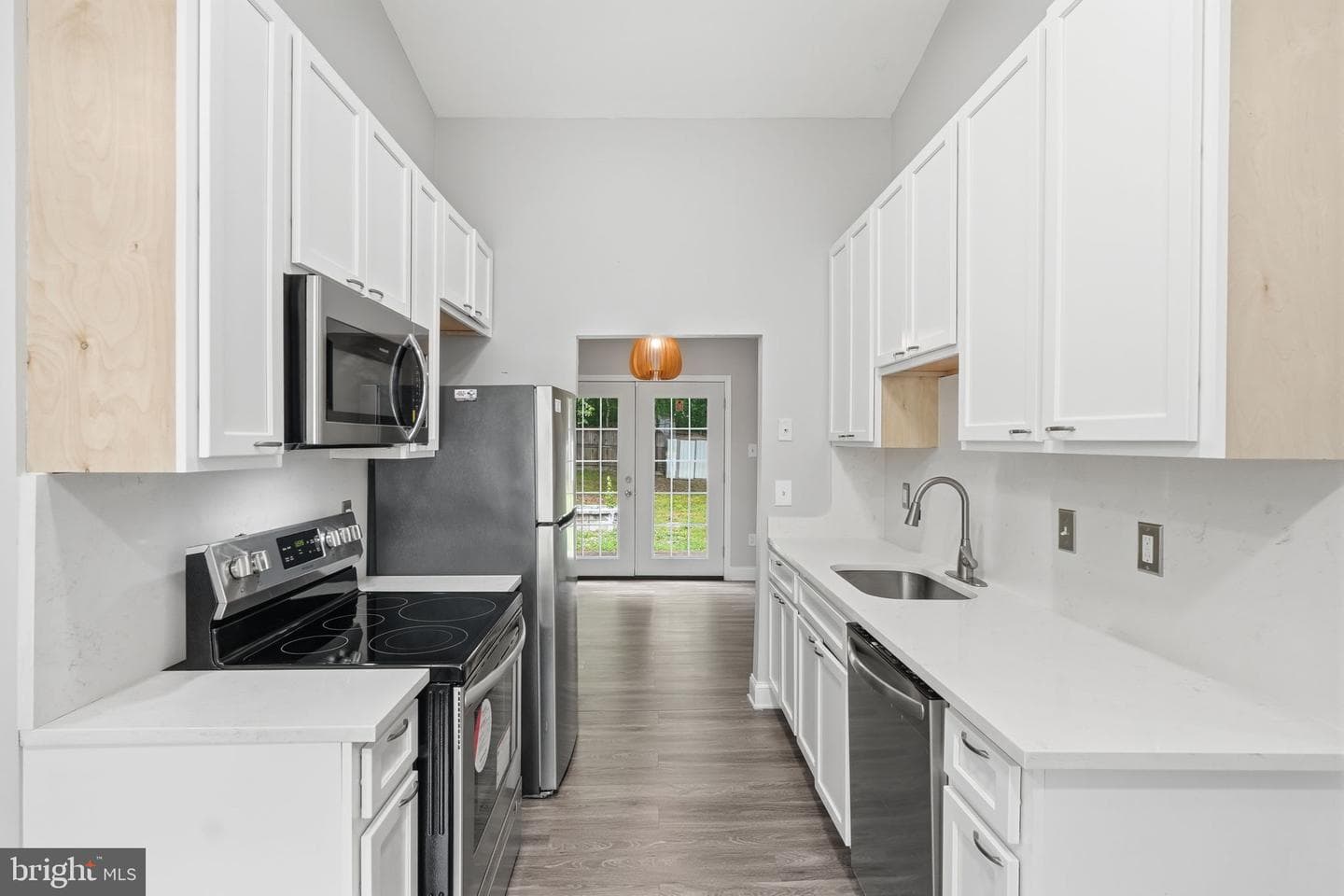 12203 Kingsbrook Street photo 6