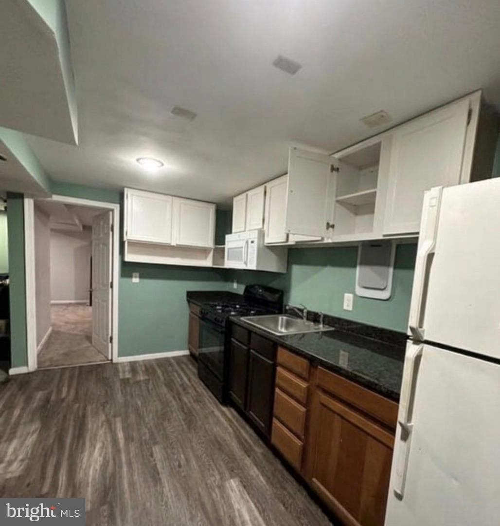 1821 Longfellow Street photo 6
