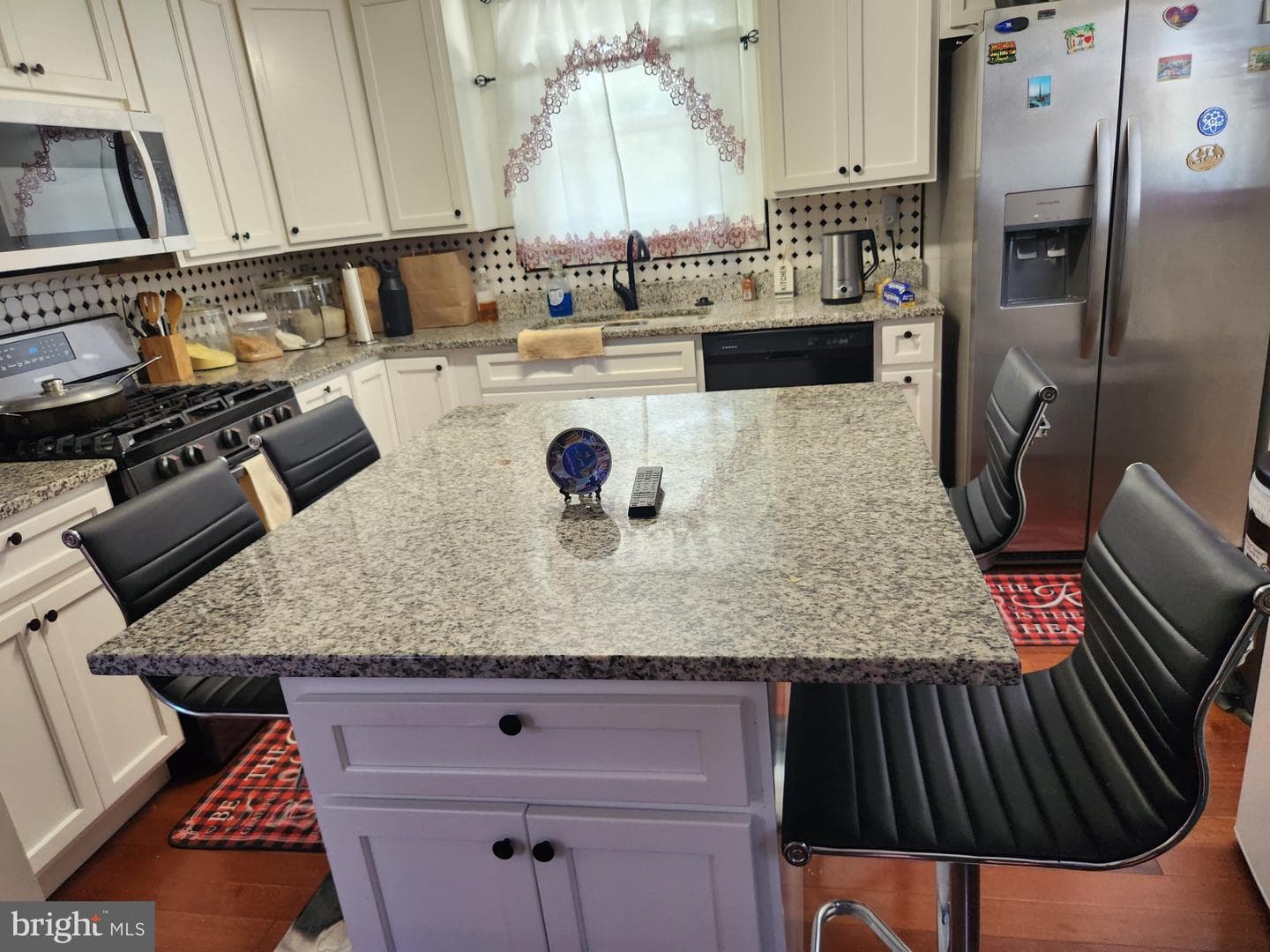 3904 Bishopmill Place photo 13