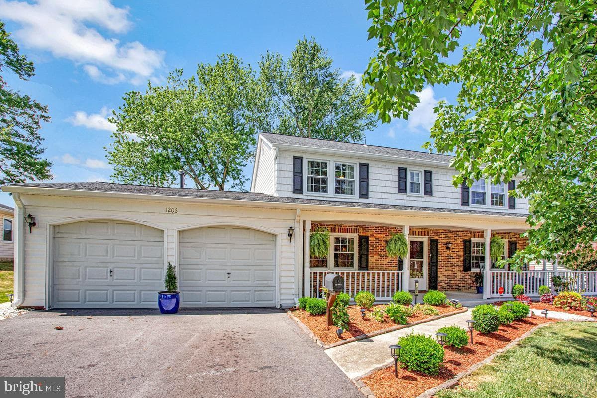 1206 Pensive Lane, Bowie