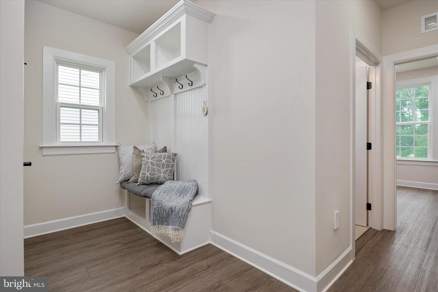 15628 Twin River Cir photo 19