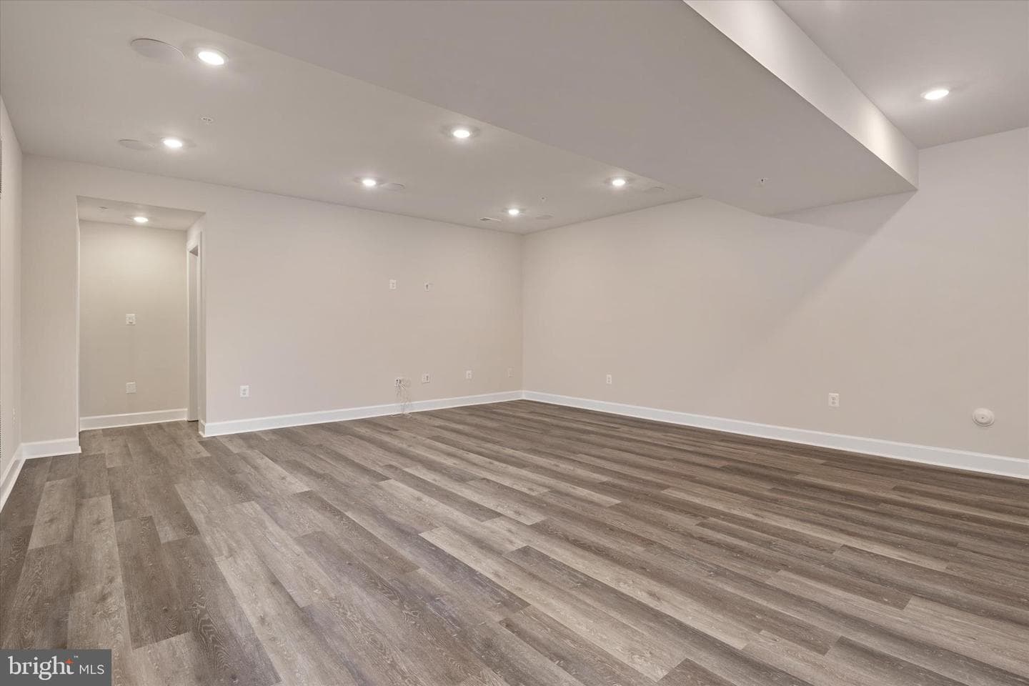 15628 Twin River Cir photo 42
