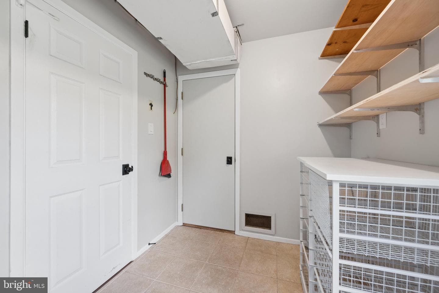 12100 Maycheck Lane photo 22