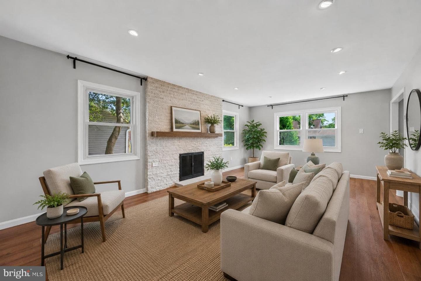 12100 Maycheck Lane photo 6