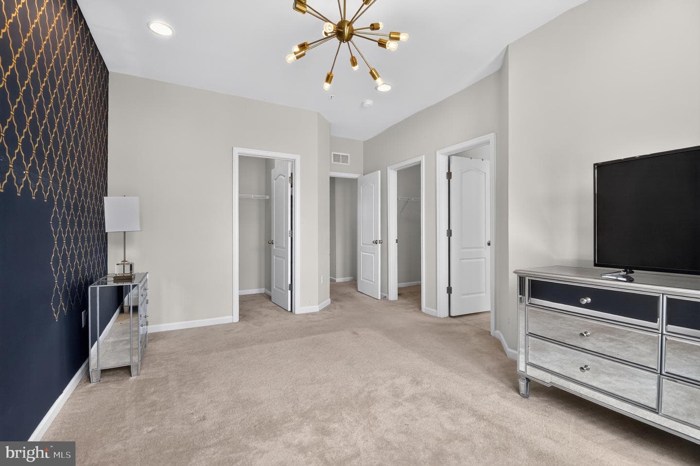 9502 Saw Mill Lane photo 11