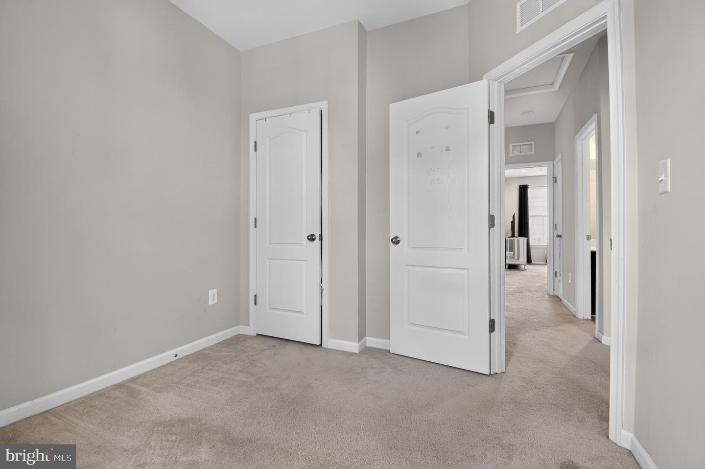 9502 Saw Mill Lane photo 15