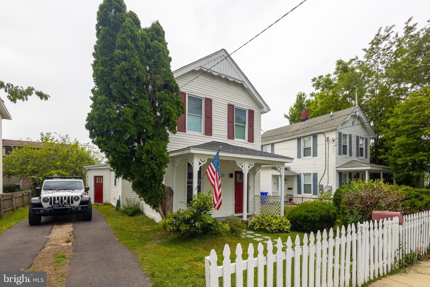 37 4th Street photo 22
