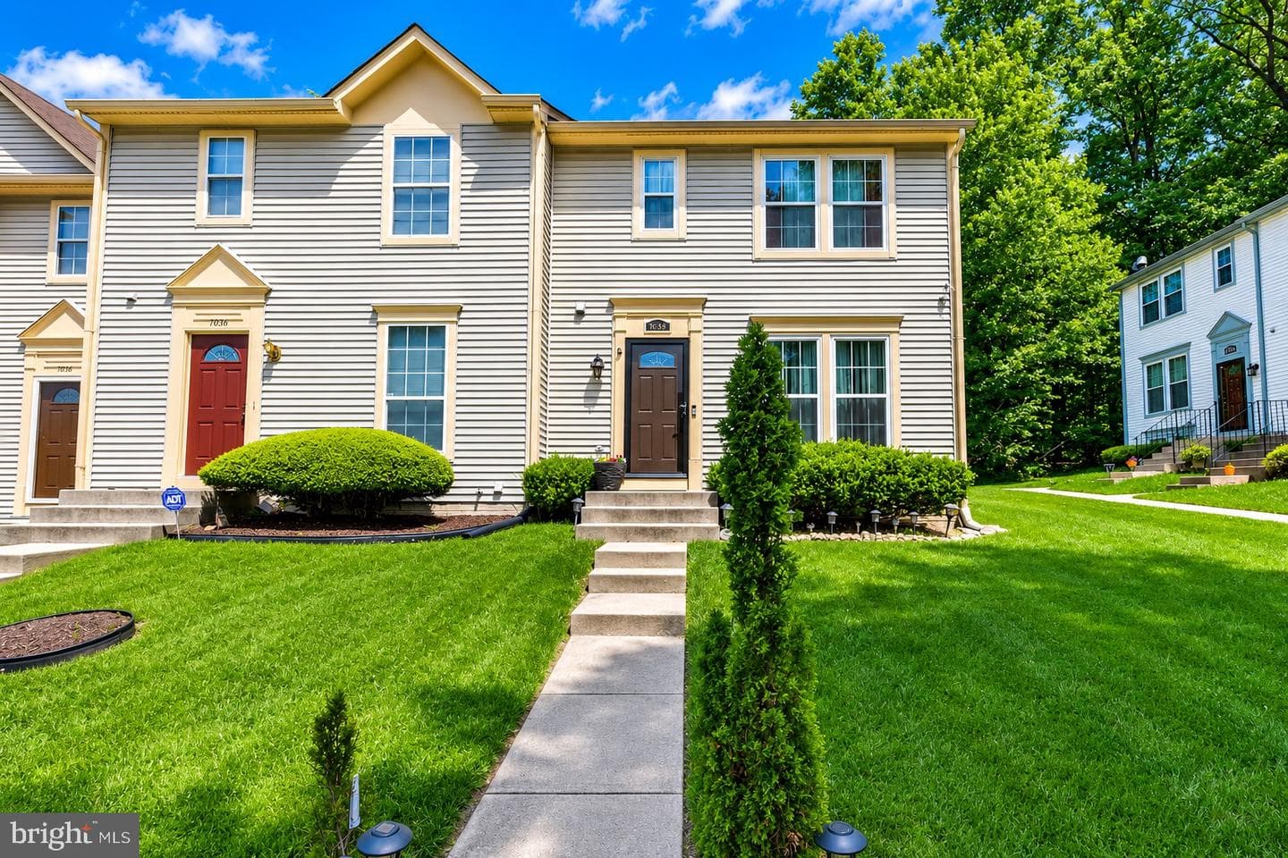 1040 Karen Boulevard photo 2