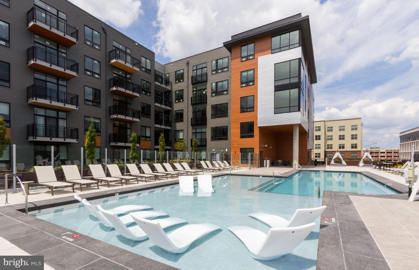 125 Kinsale Place #403 photo 18