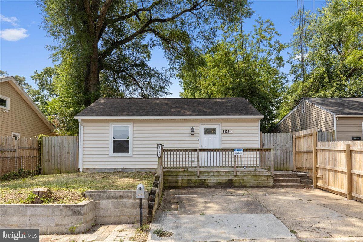 5031 Emo Street, Capitol Heights