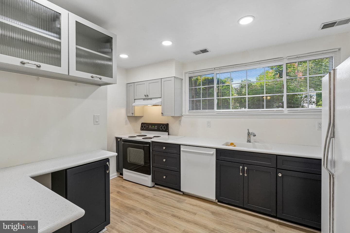 15049 Cherrywood Drive #4r photo 13