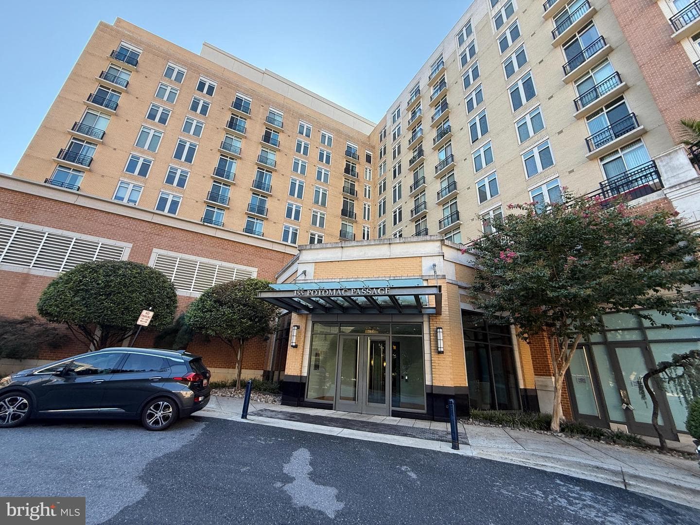 155 Potomac Passage #402, Oxon Hill