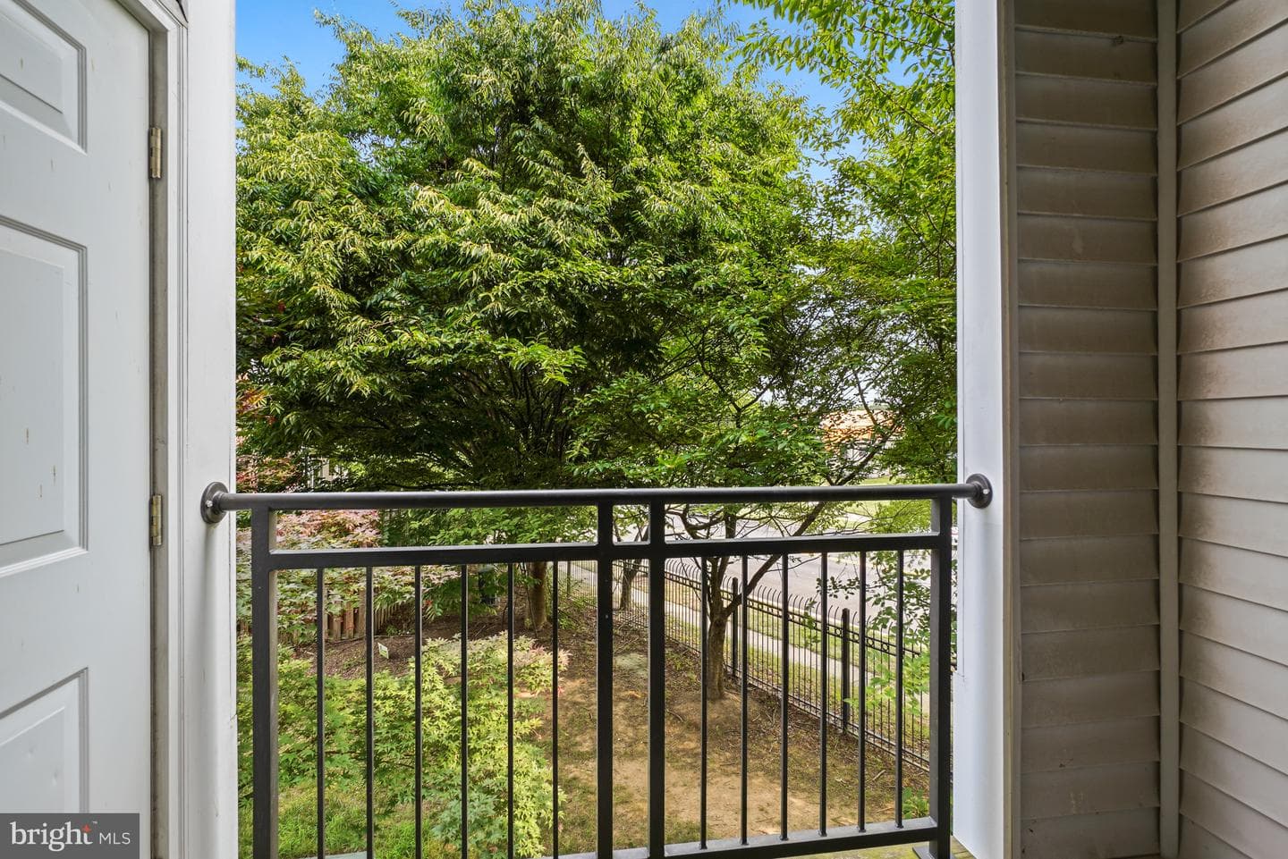 1321 Karen Boulevard #207 photo 28