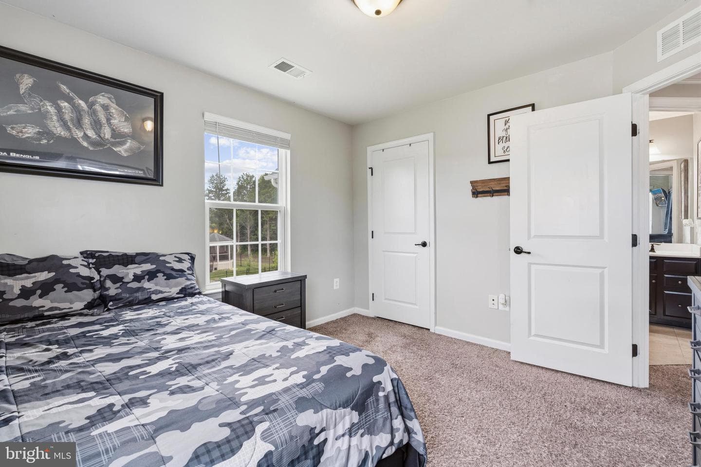 13807 Shannock Lane photo 32
