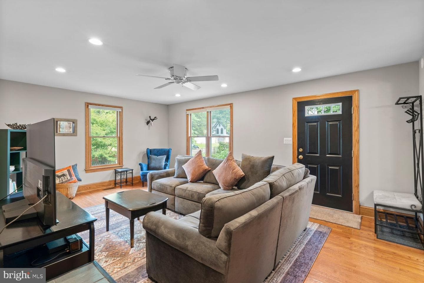 4300 Queensbury Road photo 14