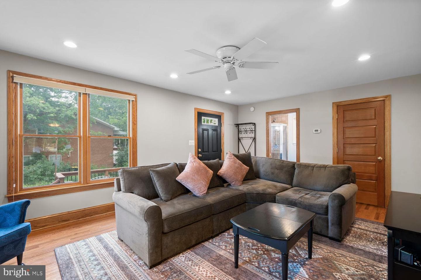 4300 Queensbury Road photo 15