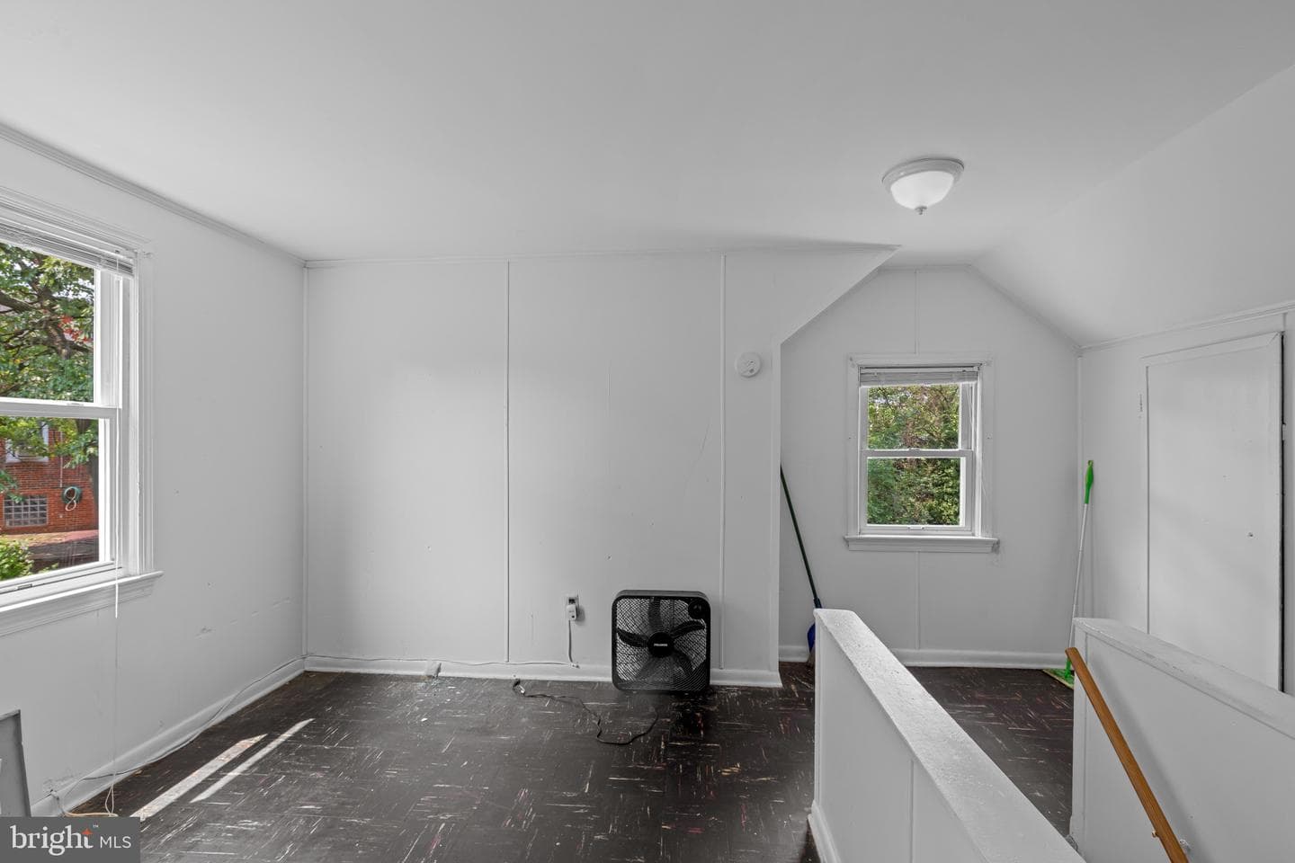 823 Cox Avenue photo 22