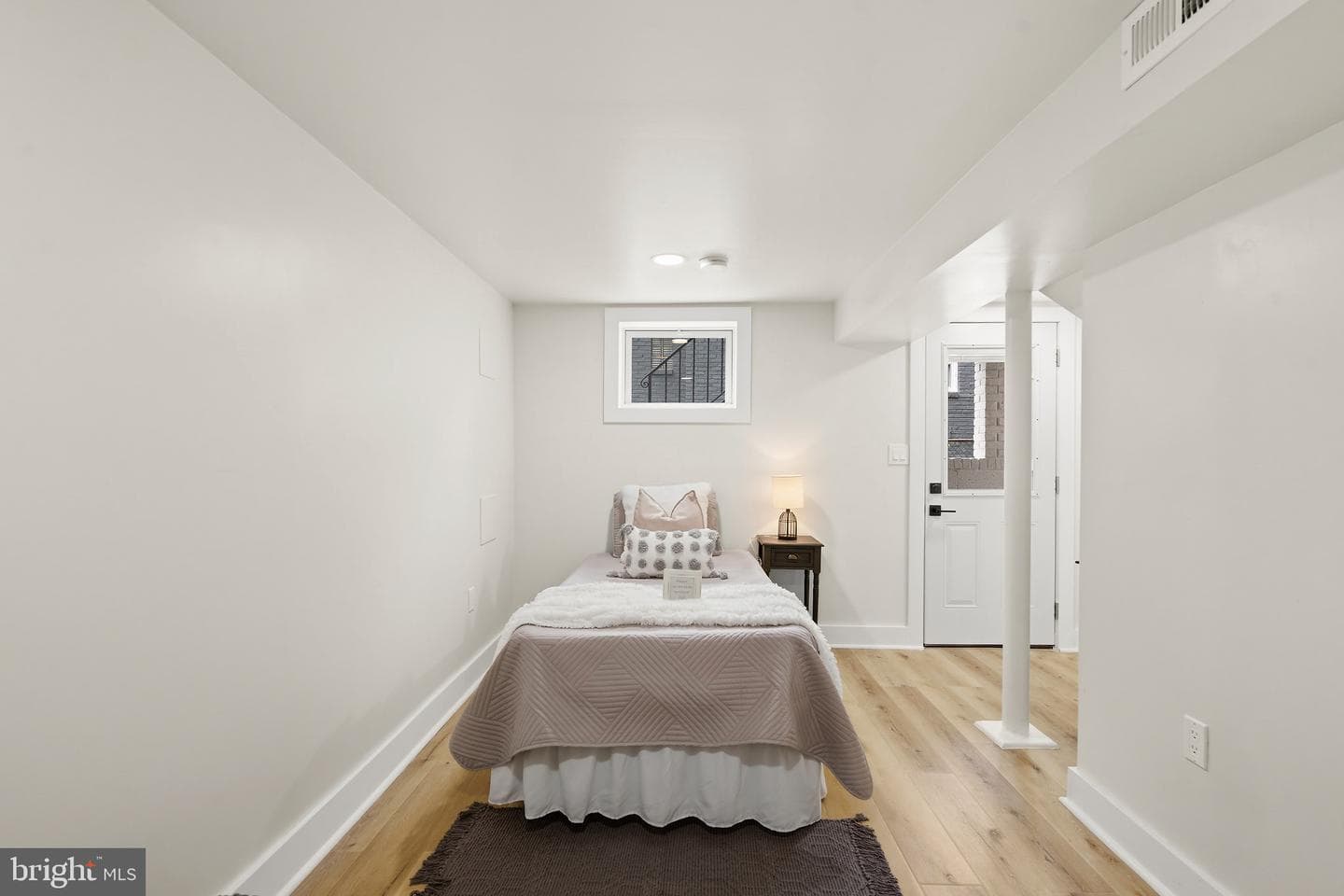 3706 Longfellow Street photo 33