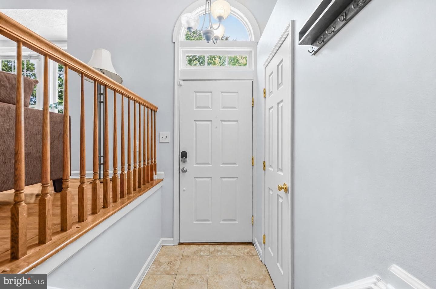 732 Streamside Drive photo 4