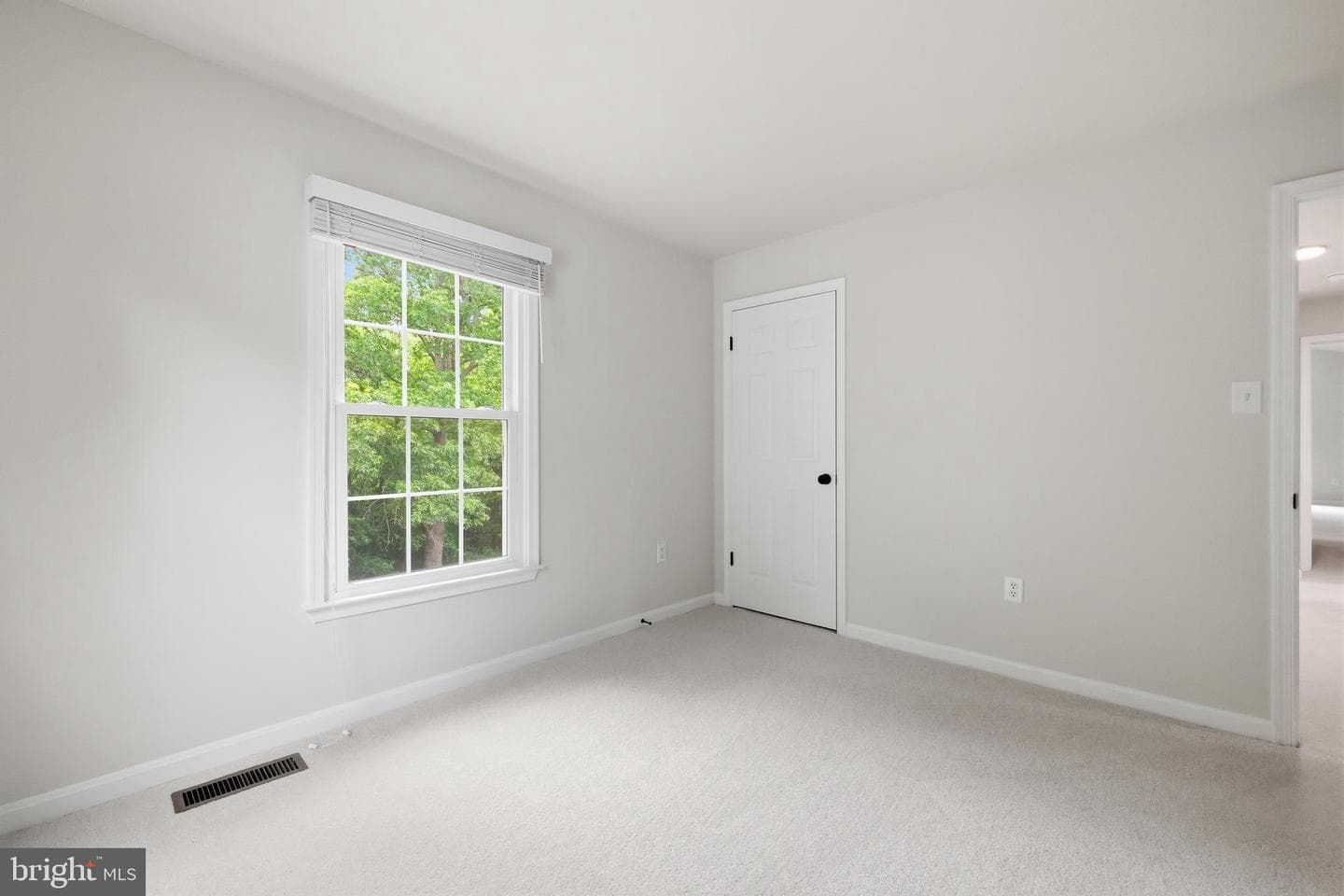 2703 Archangel Court photo 55
