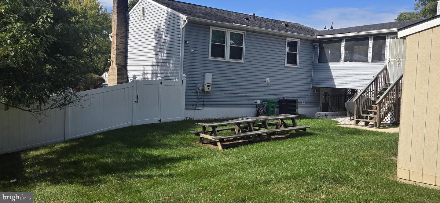 6311 Teaberry Way, Clinton