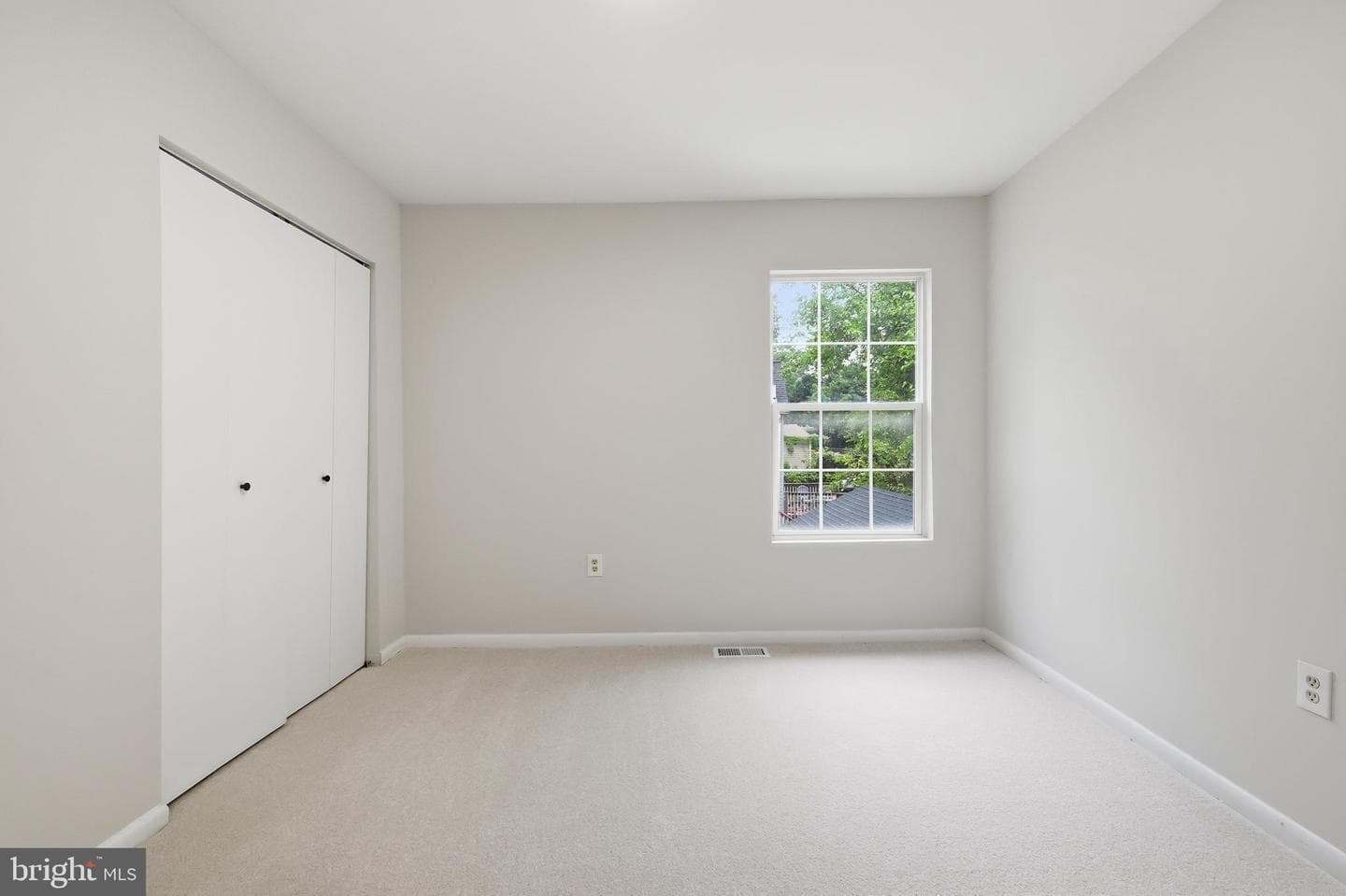 901 Nova Avenue photo 29