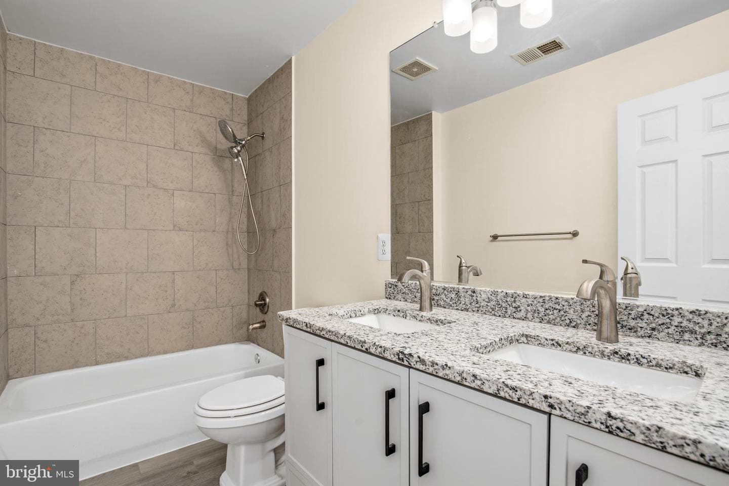 14003 Lake Meadows Drive photo 39