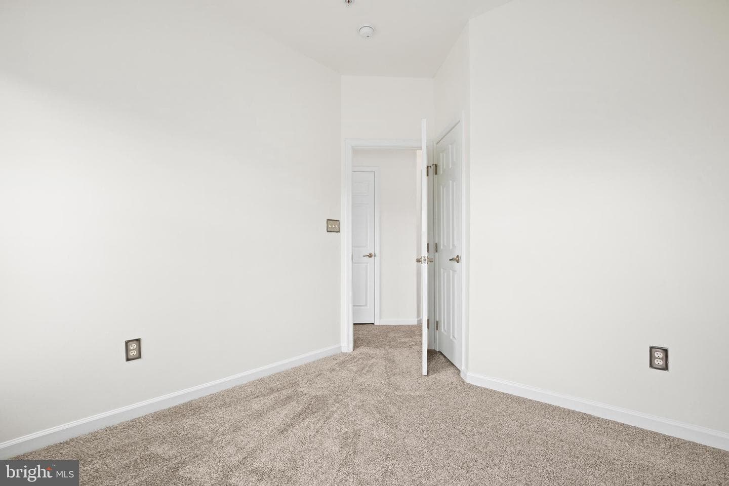 6232 Walbridge Street photo 34
