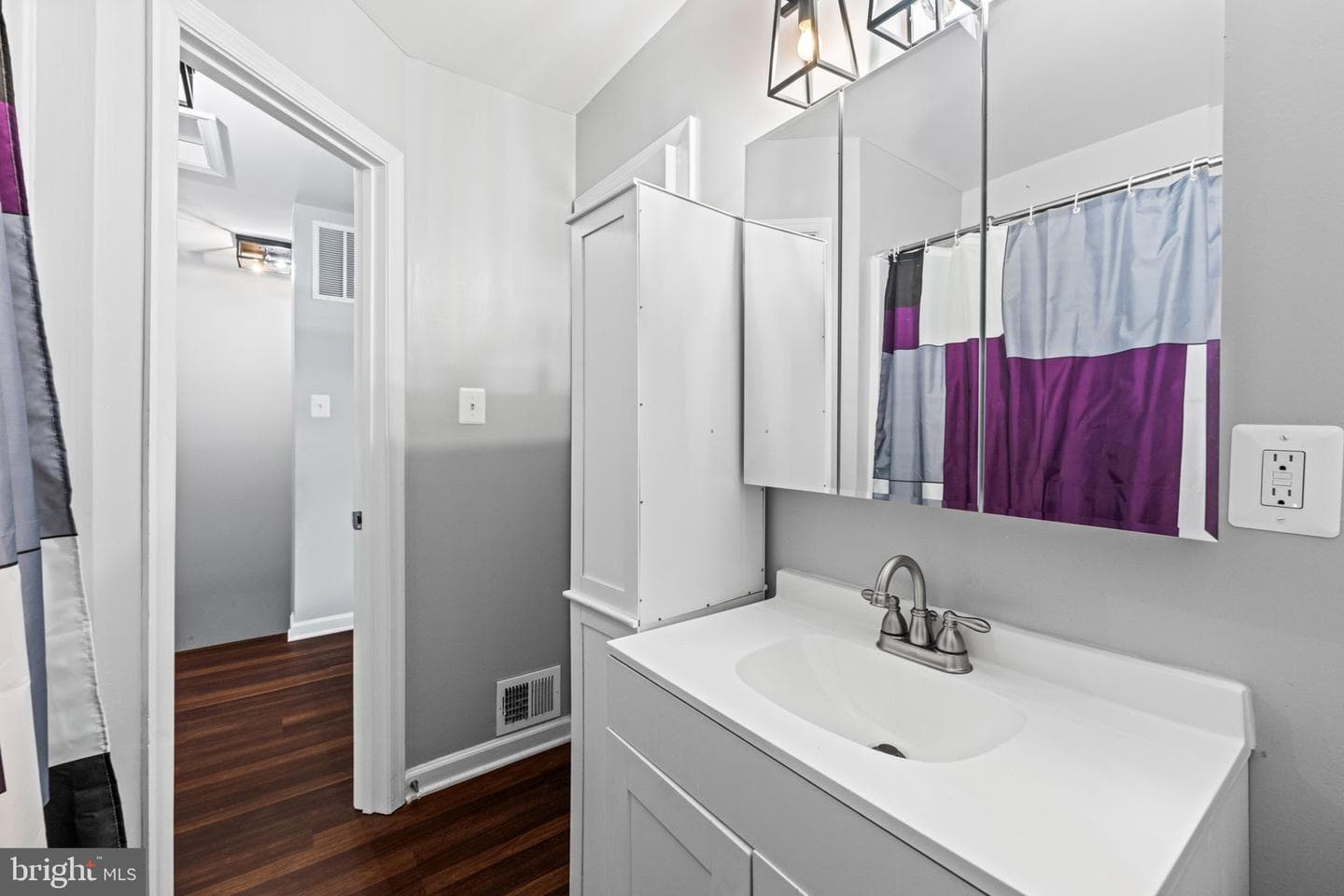 5939 Applegarth Place photo 29