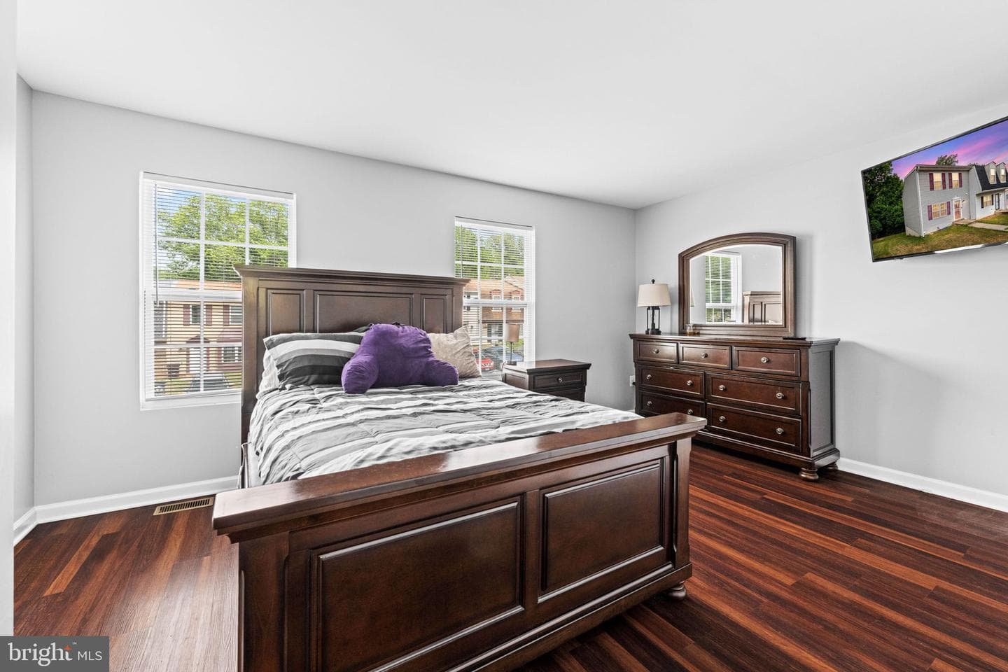 5939 Applegarth Place photo 30