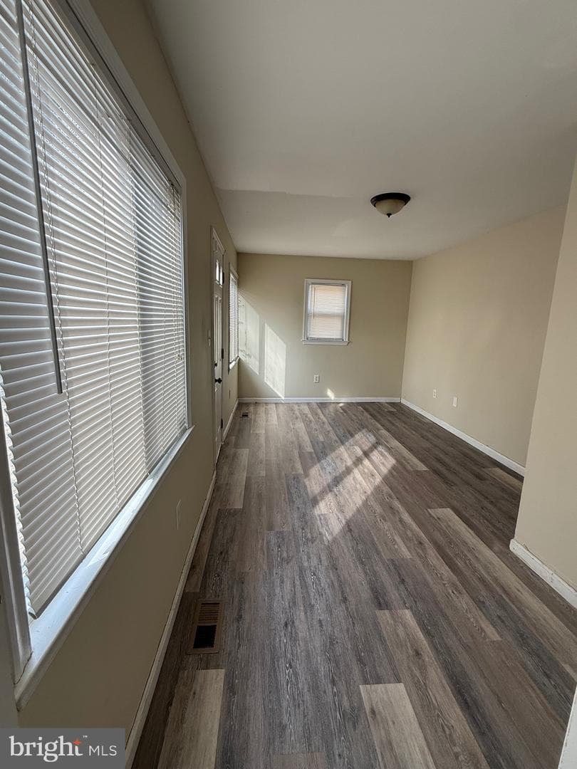 2421 Ramblewood Drive photo 18