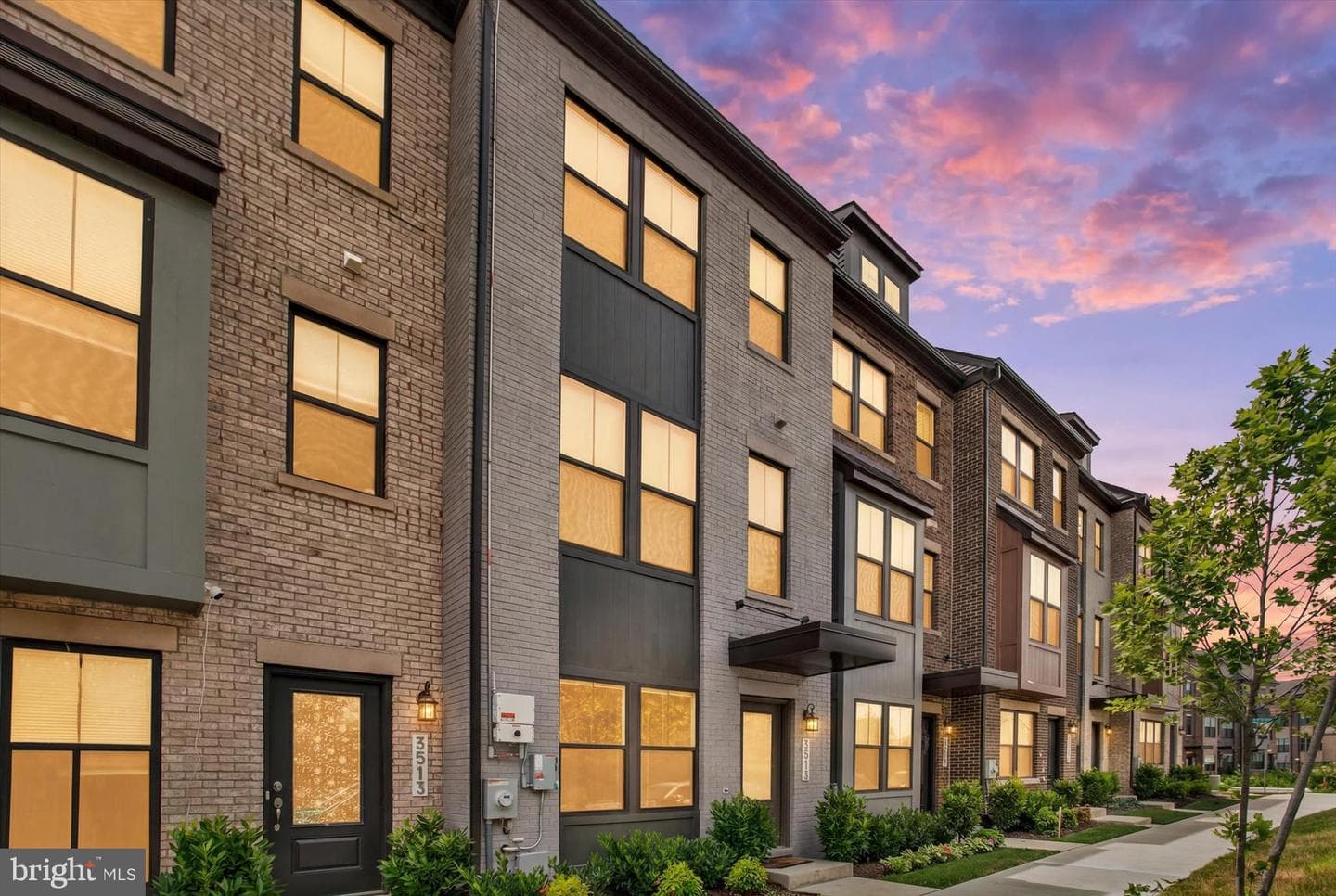 3511 Carnaby St, Hyattsville