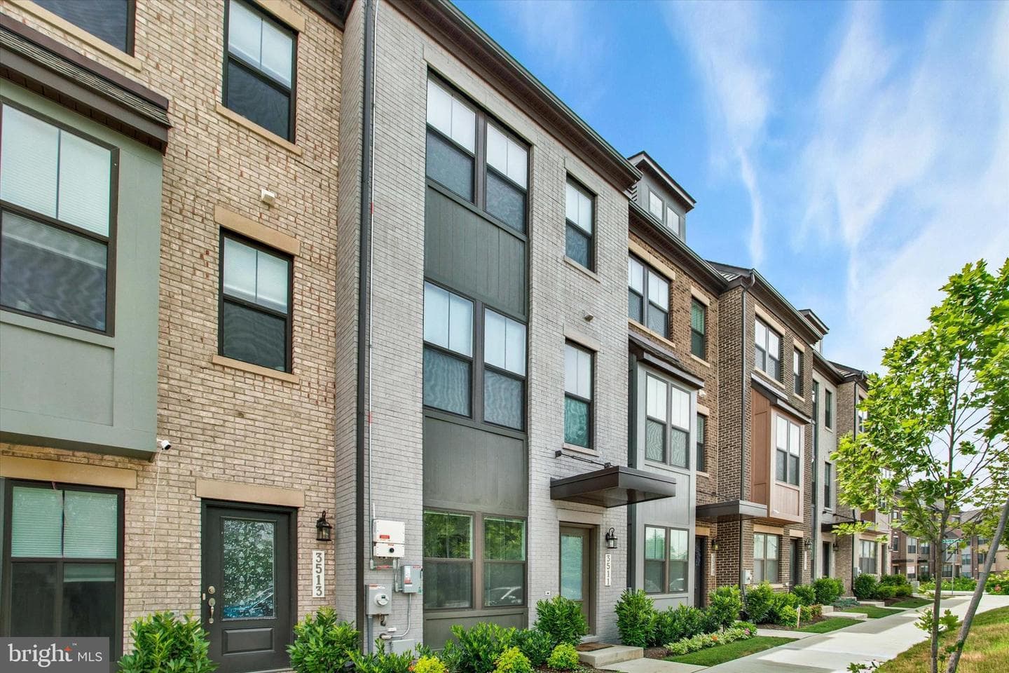 3511 Carnaby St, Hyattsville