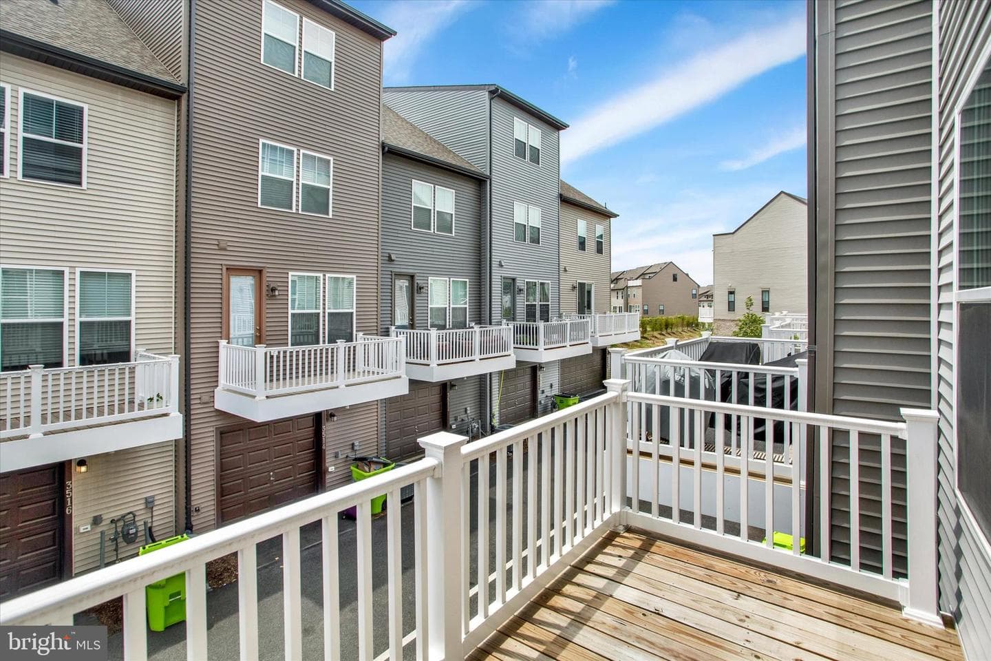 3511 Carnaby Street photo 27