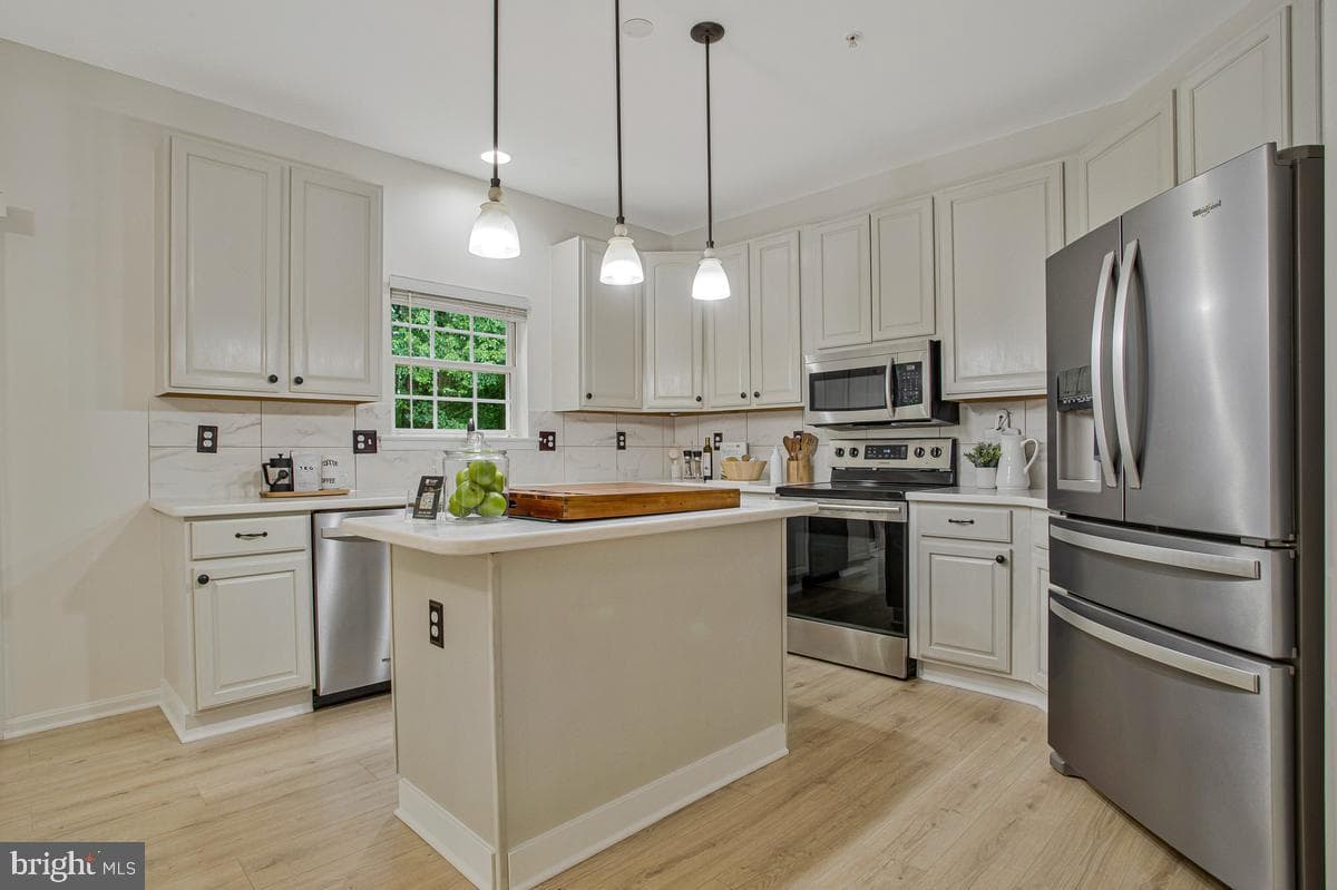 5209 Devonport Court photo 17