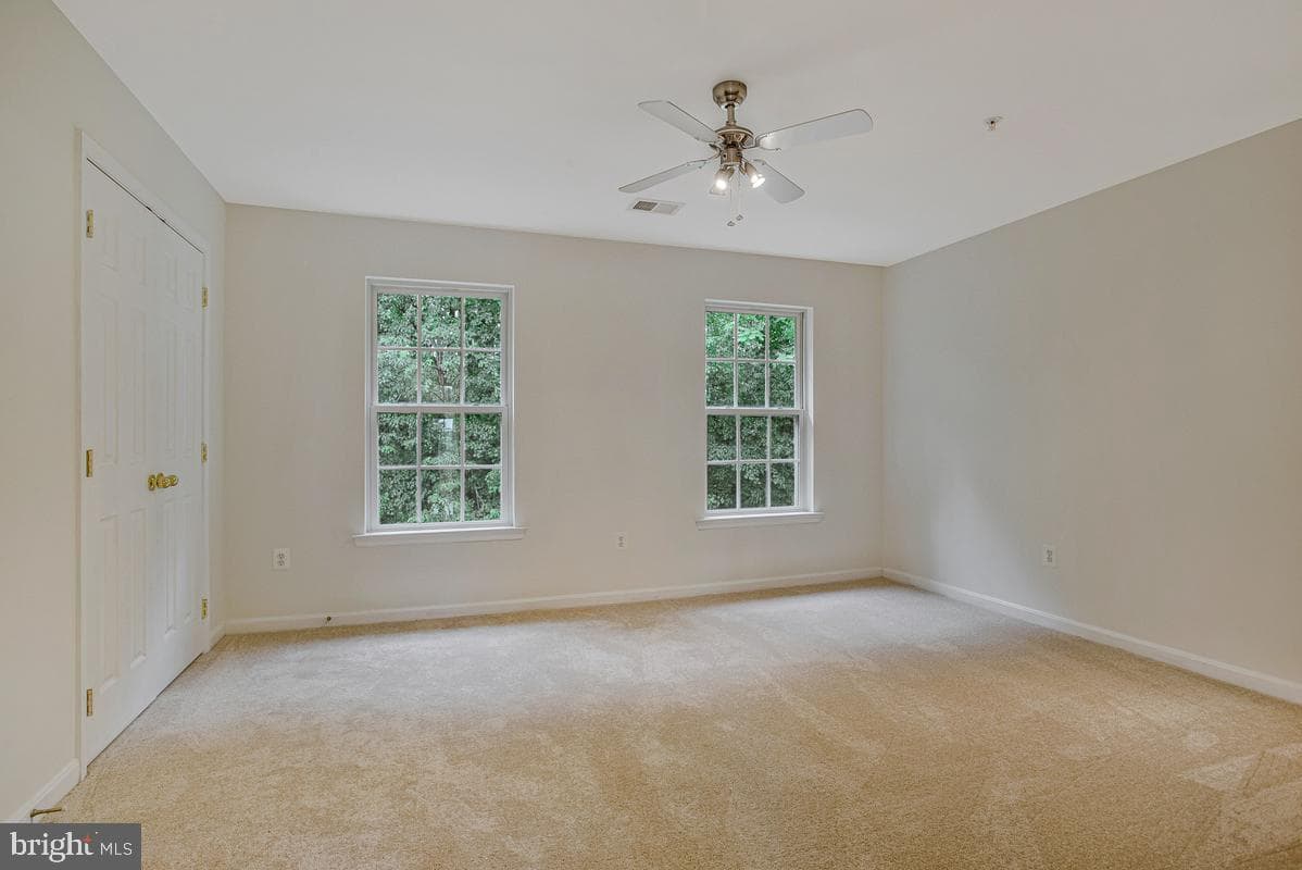 5209 Devonport Court photo 38