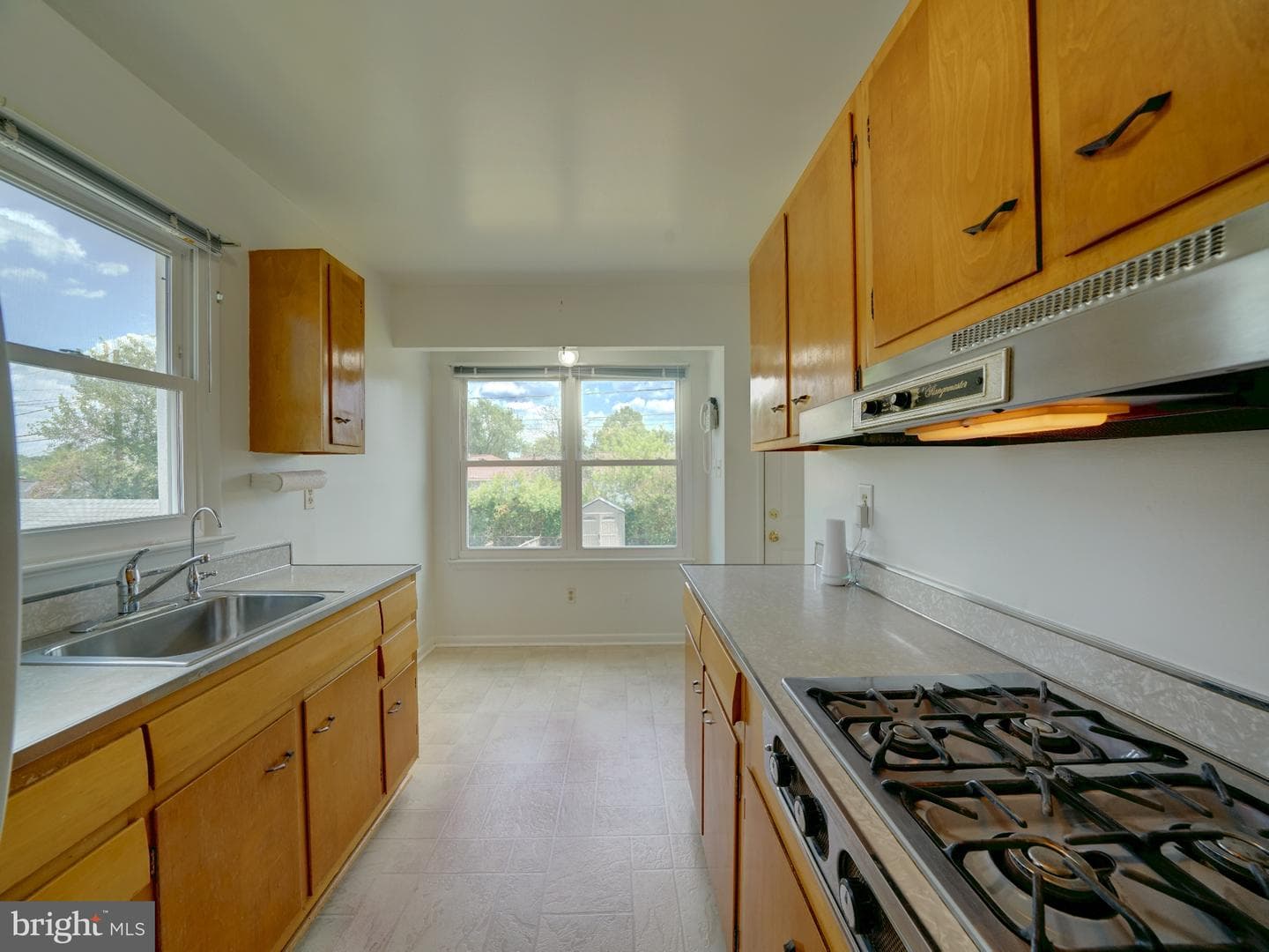 1120 Beall Place photo 16