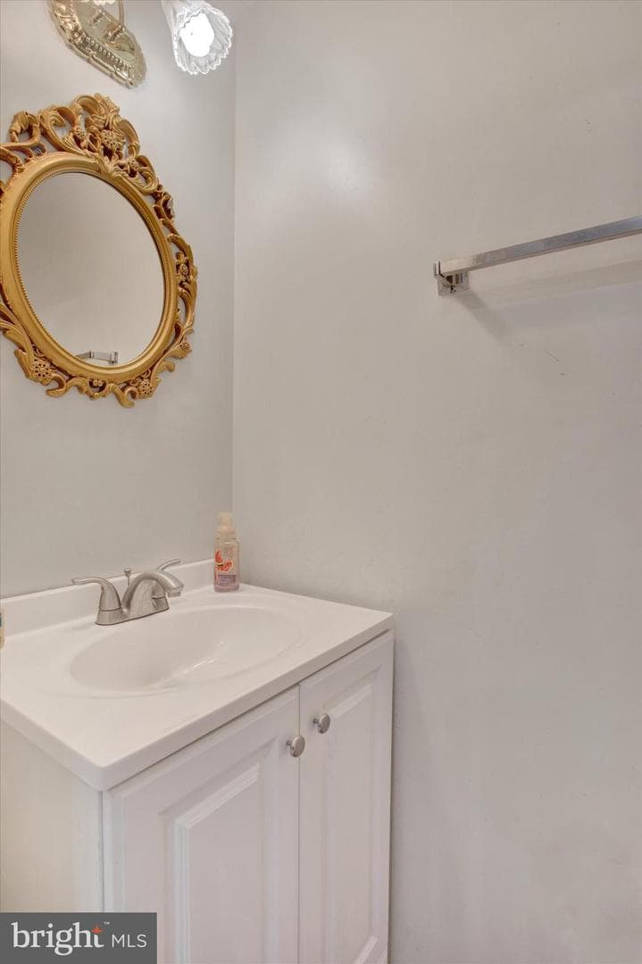 728 Avanti Place photo 20