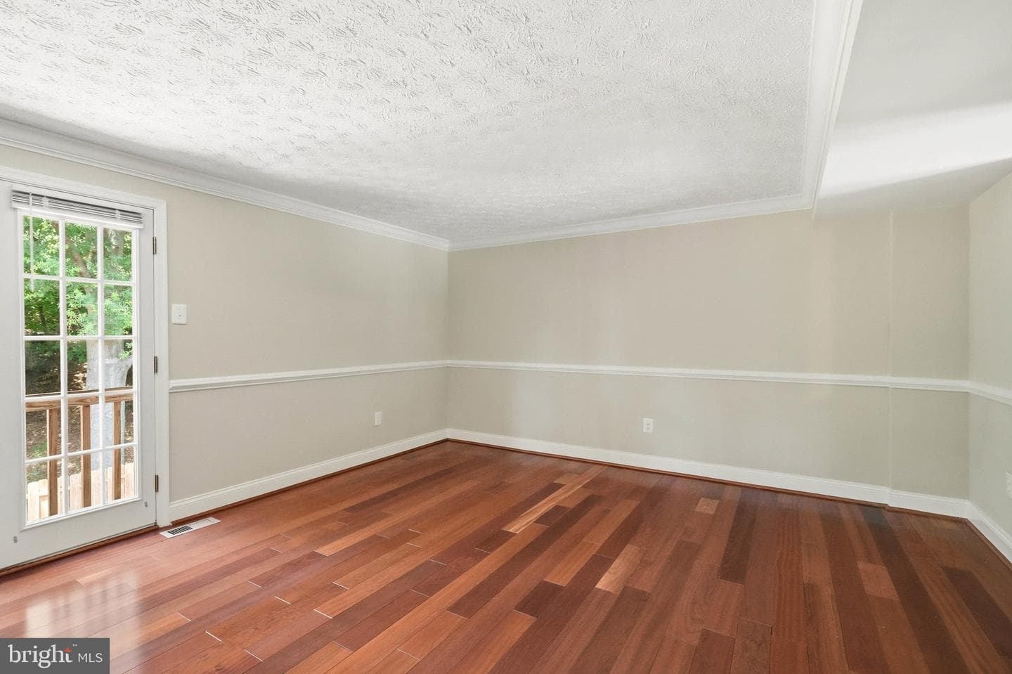 310 Shady Glen Drive photo 8