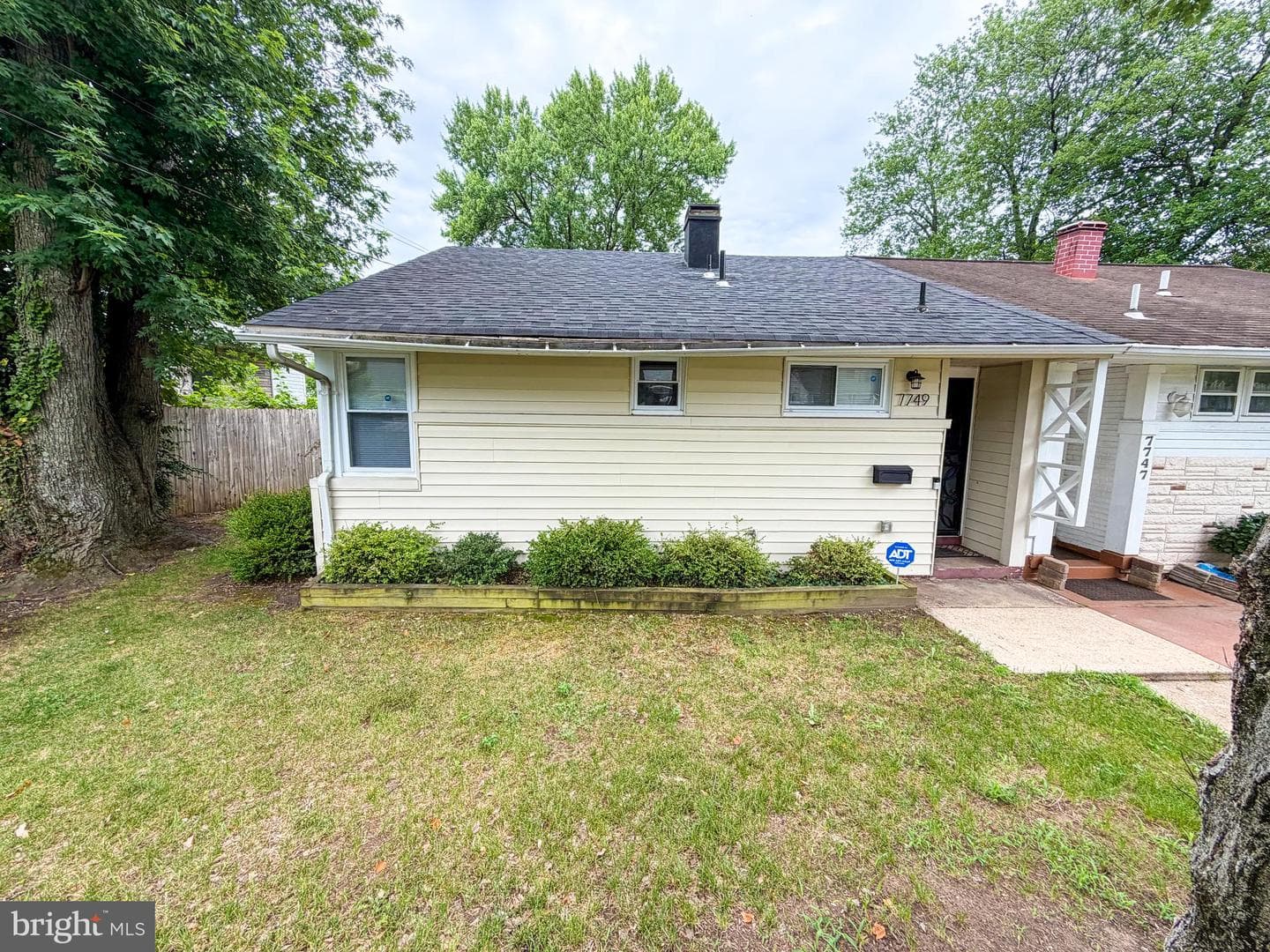 7749 Normandy Rd, Landover