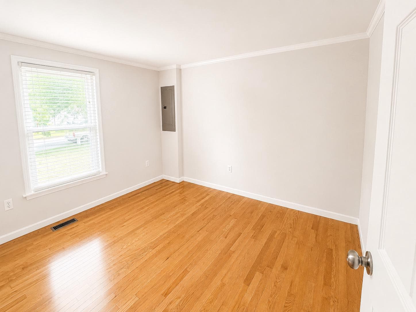12709 Heatherwick Court photo 11