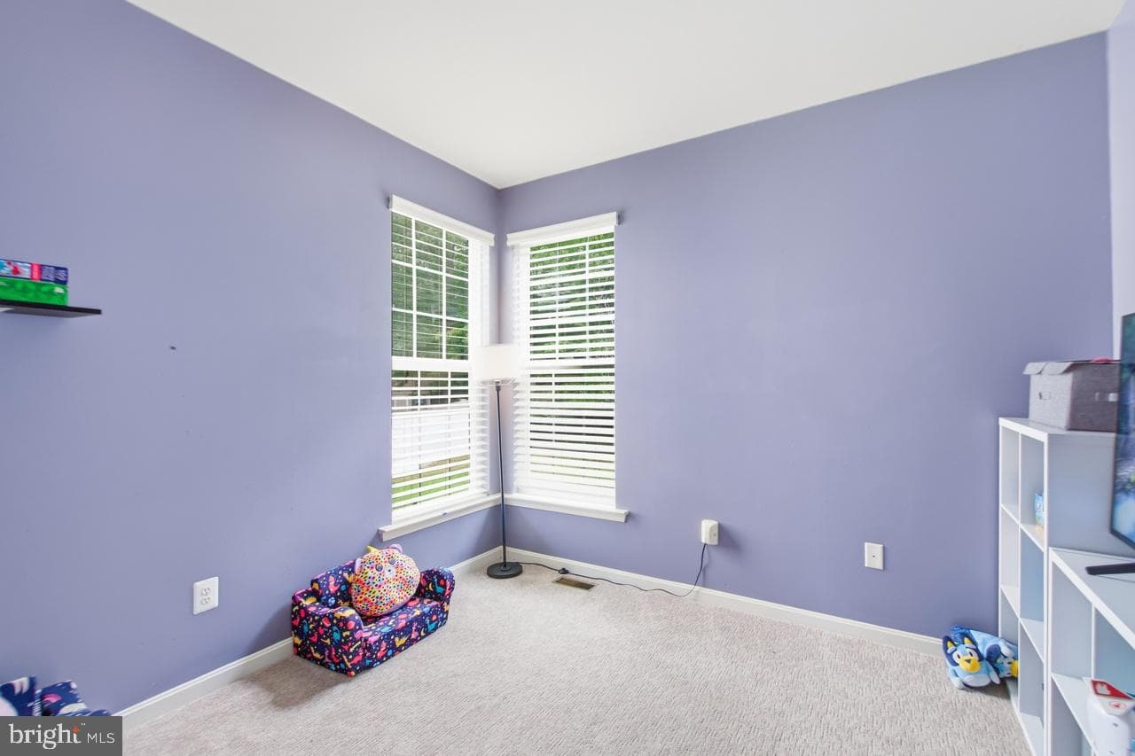703 Yarrow Court photo 23