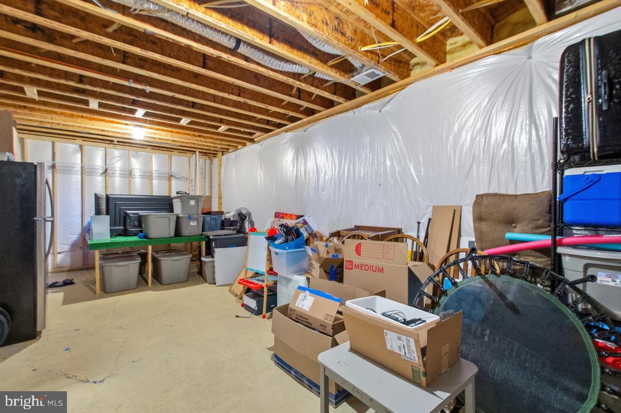 703 Yarrow Court photo 47